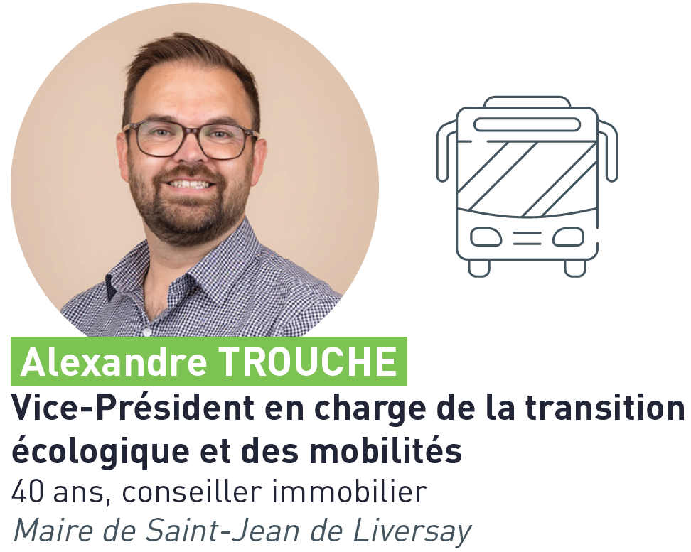 Une nouvelle équipe aux commandes 9