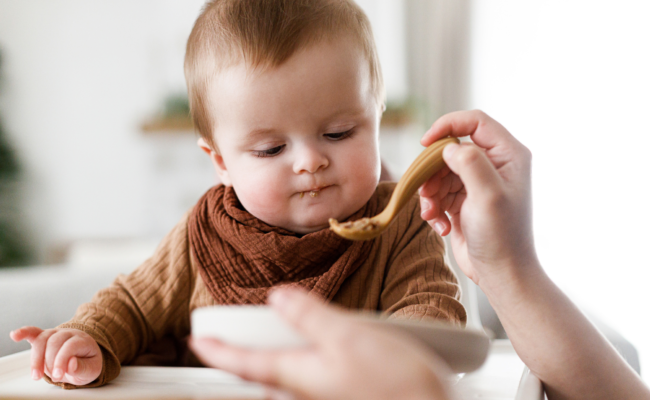 Diversification alimentaire menée par l'enfant